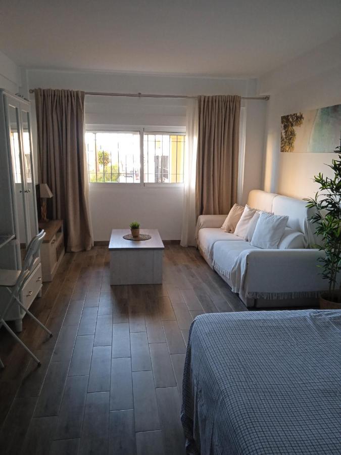 Apartamento Estudio Playa Perla 2 *